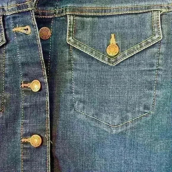 Calvin Klein Cropped Denim Jacket Women's size Medium - Picture 3 of 5